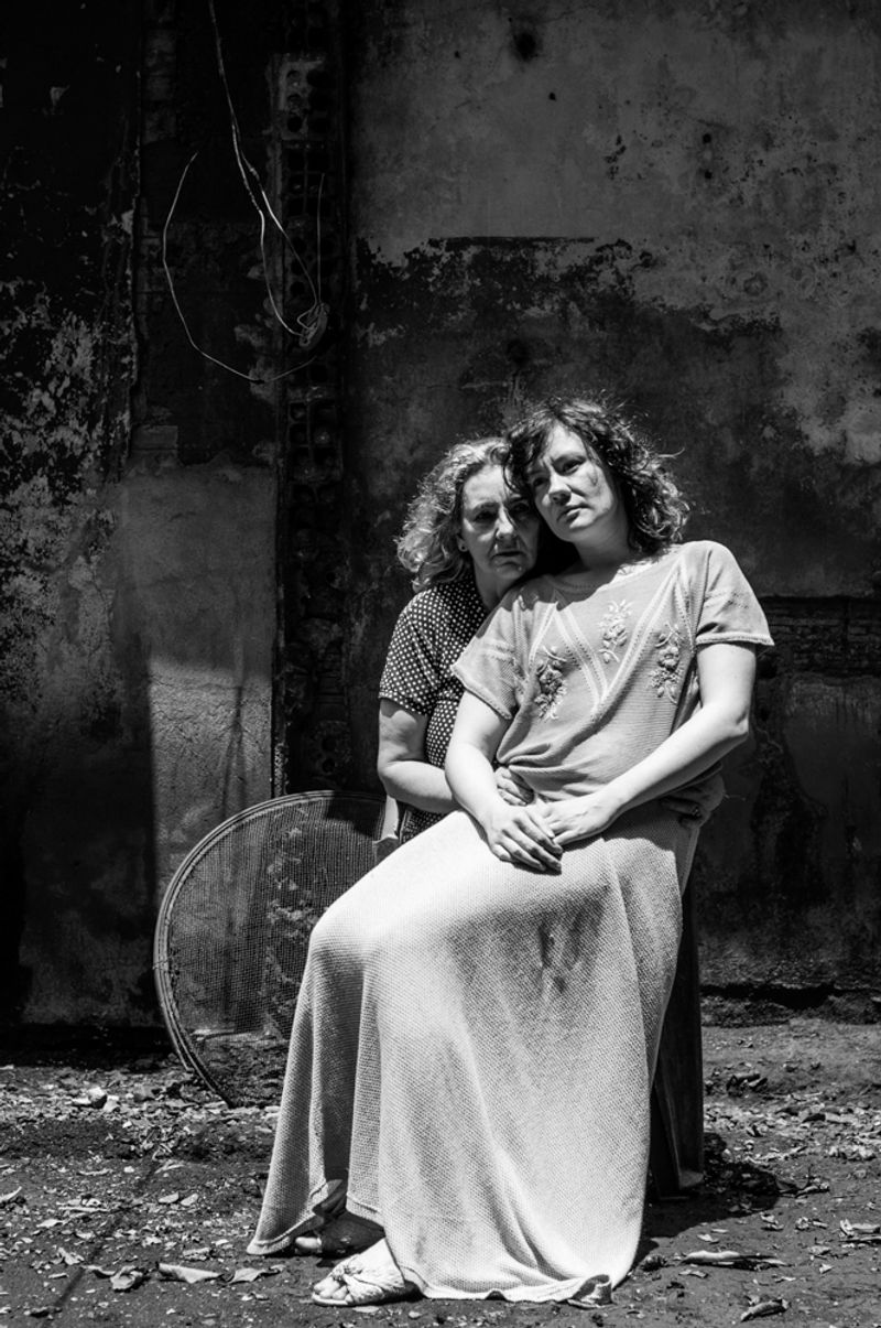 © Luiza Kons - Image from the In the name of the mother and the father photography project