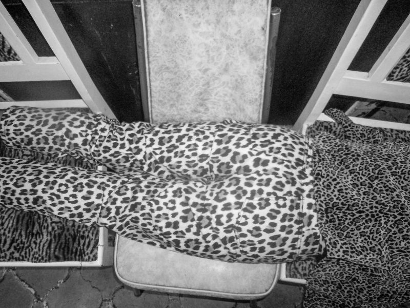 © Luiza Kons - Image from the When we close our eyes and ask: what is love? photography project