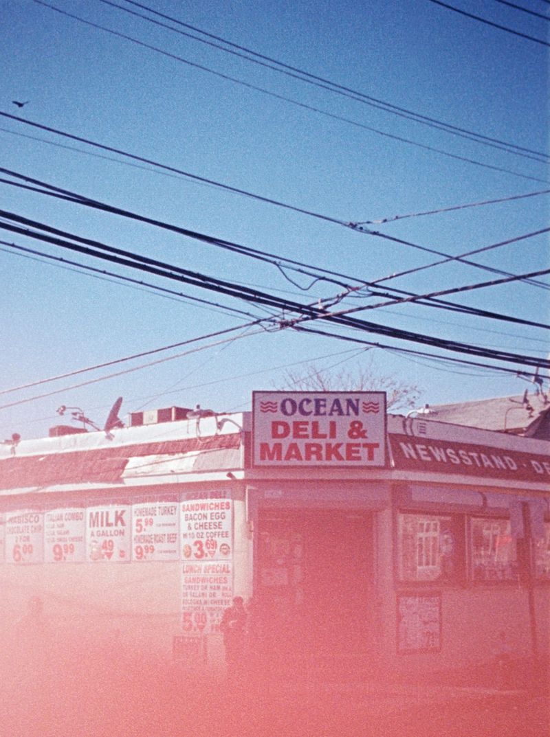 © Maria Spann - Bay Street, Staten Island