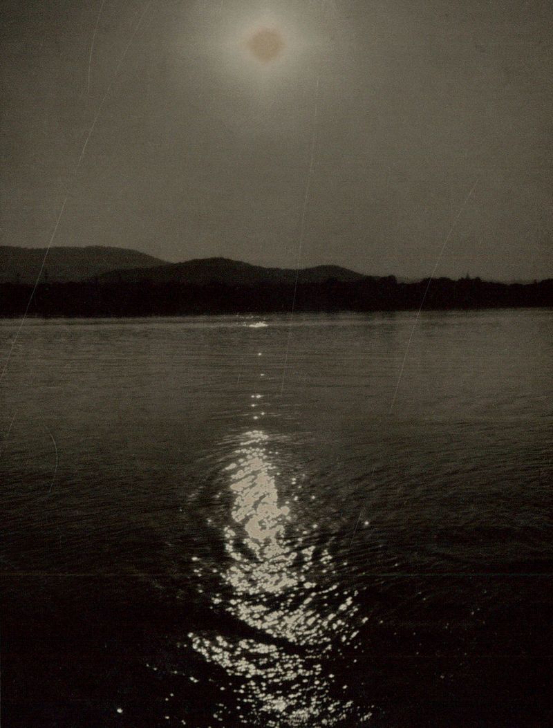 © Jasper Cao - Image from the Love letters, Fireworks and Time Travel photography project