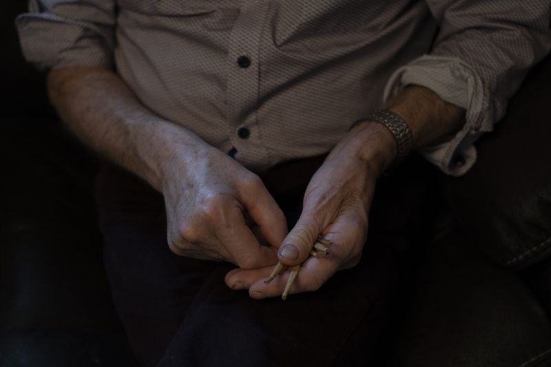 © Paulo Nunes dos Santos - Image from the The Cure: Faith healing in Ireland photography project