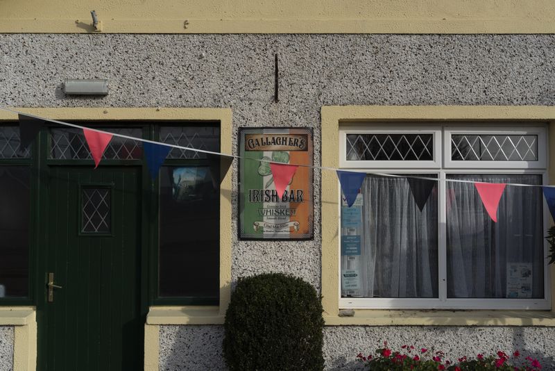 © Paulo Nunes dos Santos - Image from the The Cure: Faith healing in Ireland photography project