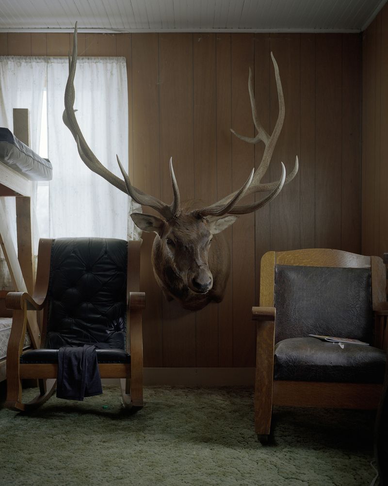 © Arnaud Montagard - Jonathan's dad’s living room. He is a third-generation rancher who raises cattle in the badlands of western North Dakota.