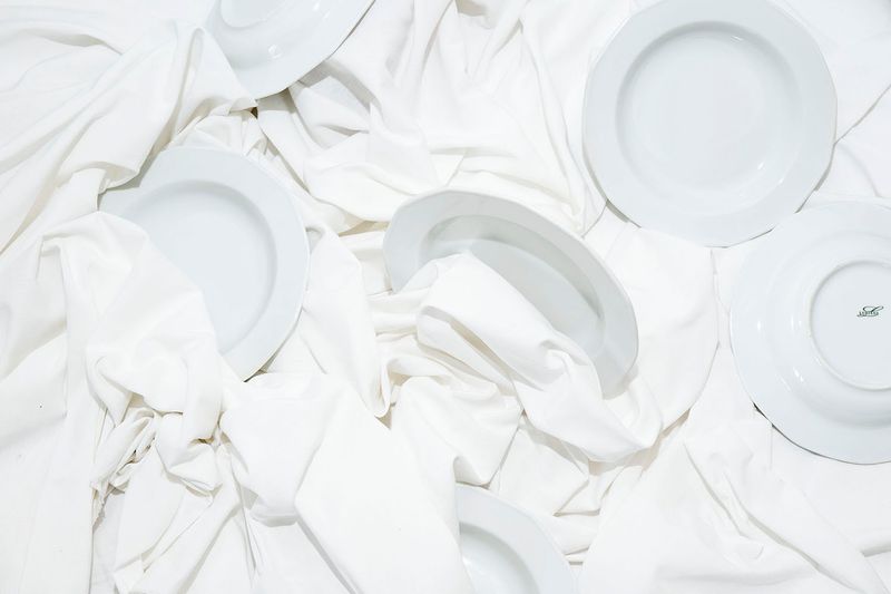 © Julie Delabarre - Image from the À mettre dans mon cercueil ou à brûler photography project