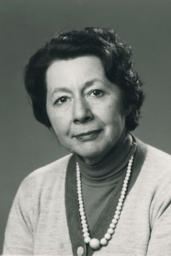 © Julie Delabarre - Image from the À mettre dans mon cercueil ou à brûler photography project