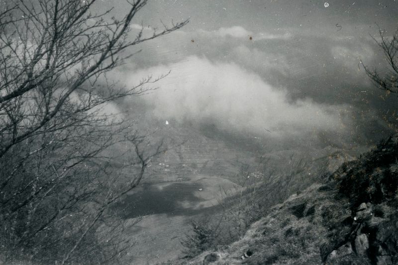 © Julie Delabarre - Image from the À mettre dans mon cercueil ou à brûler photography project