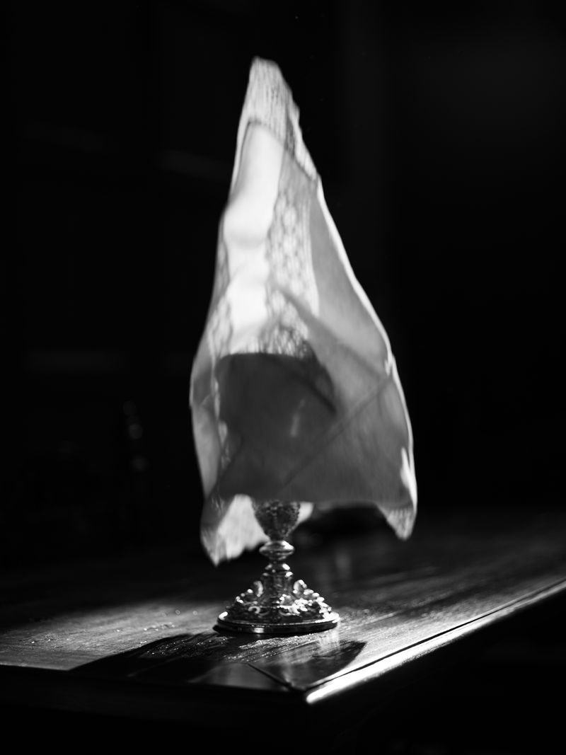 © Kelly Rosa - Image from the Sēcrētus photography project