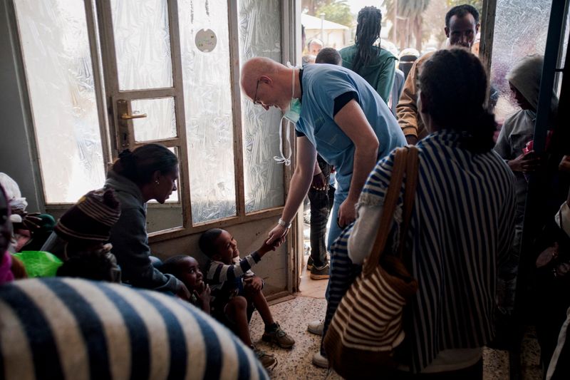 © Carlo Perazzolo - Families with children waits to be called for heart's screening exams in Orotta Hospital (Asmara)