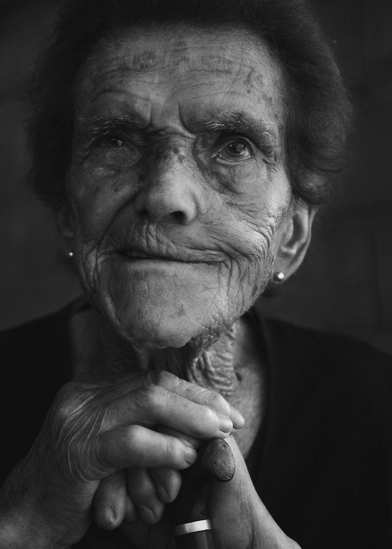 © Joana Dionísio - Image from the A world that speaks in your ear photography project