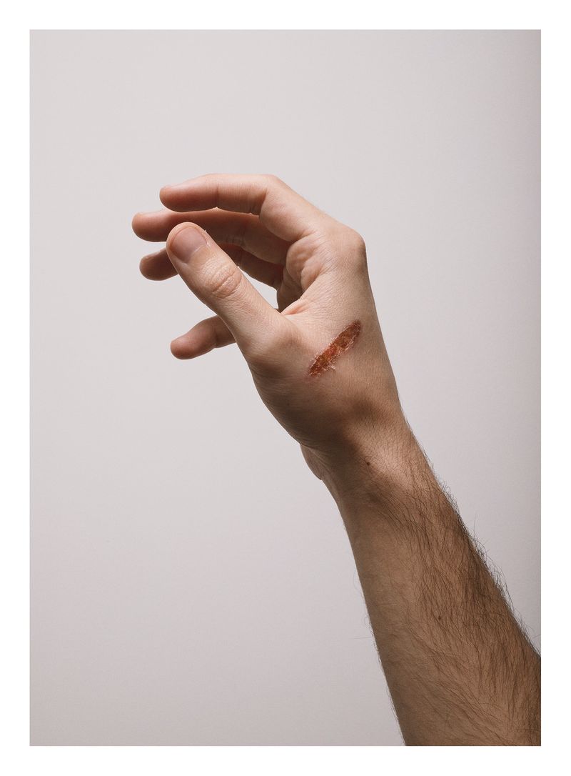 © Joana Dionísio - Image from the And the shape of things disappeared for a while photography project