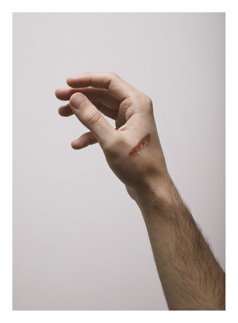 © Joana Dionísio - Image from the And the shape of things disappeared for a while photography project