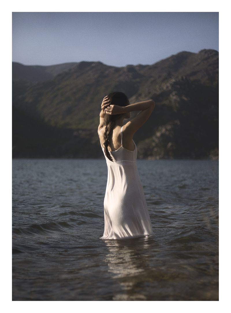 © Joana Dionísio - Image from the And the shape of things disappeared for a while photography project