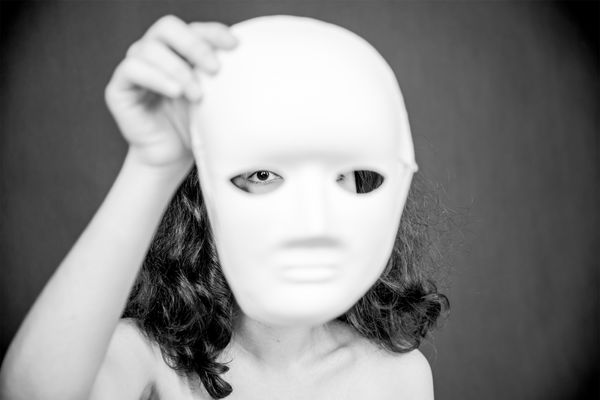 © Maria Krymskaya - Image from the I have to find my Freedom in Mortification photography project