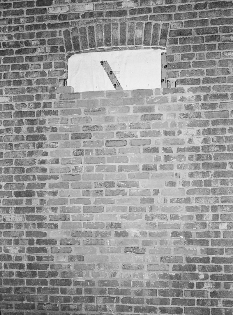 © Amir Atouani - Fenêtre Fermée