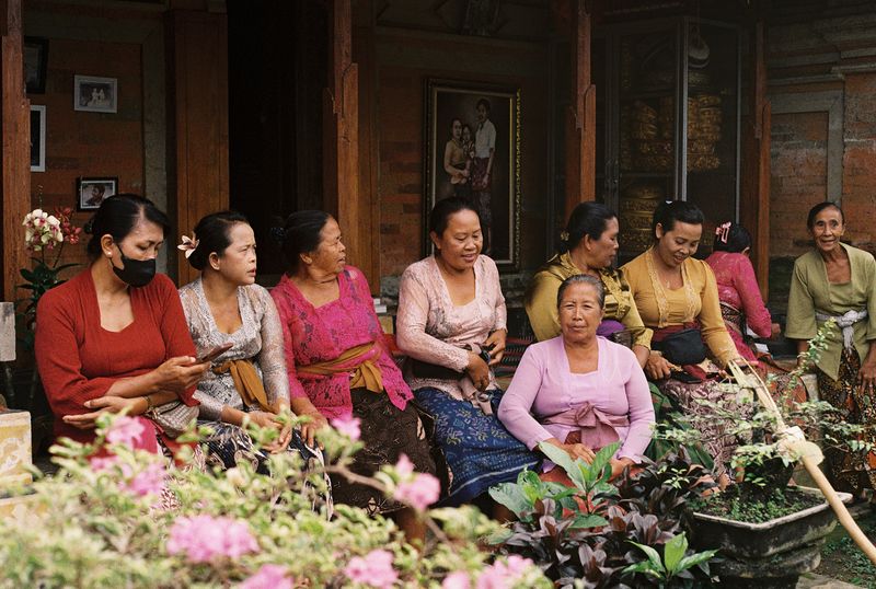 © Maxine Balchus - Image from the The Women who keep Bali breathing photography project