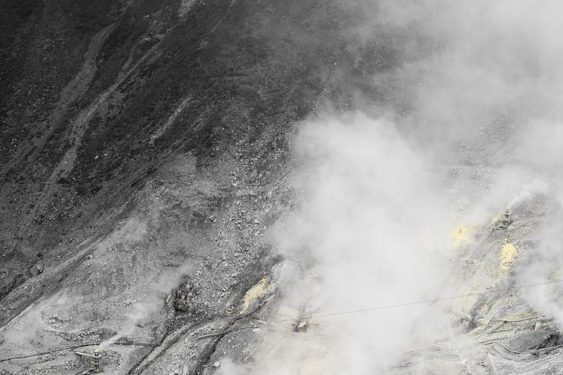 Assaf Hinden, Valley (Owakudani), 2024, photography, archival pigment print, 60x90 cm