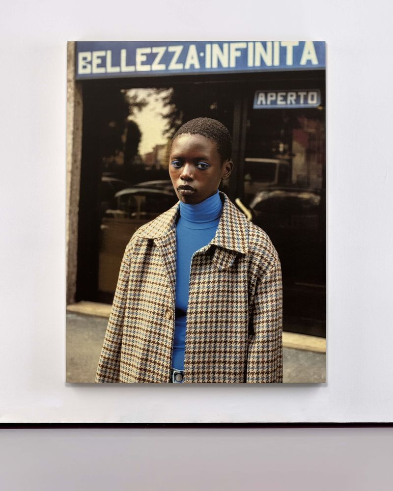 © Luca Massaro - Bellezza Infinita, Mexico - Latex on unprimed linen canvas 180x125x5cm