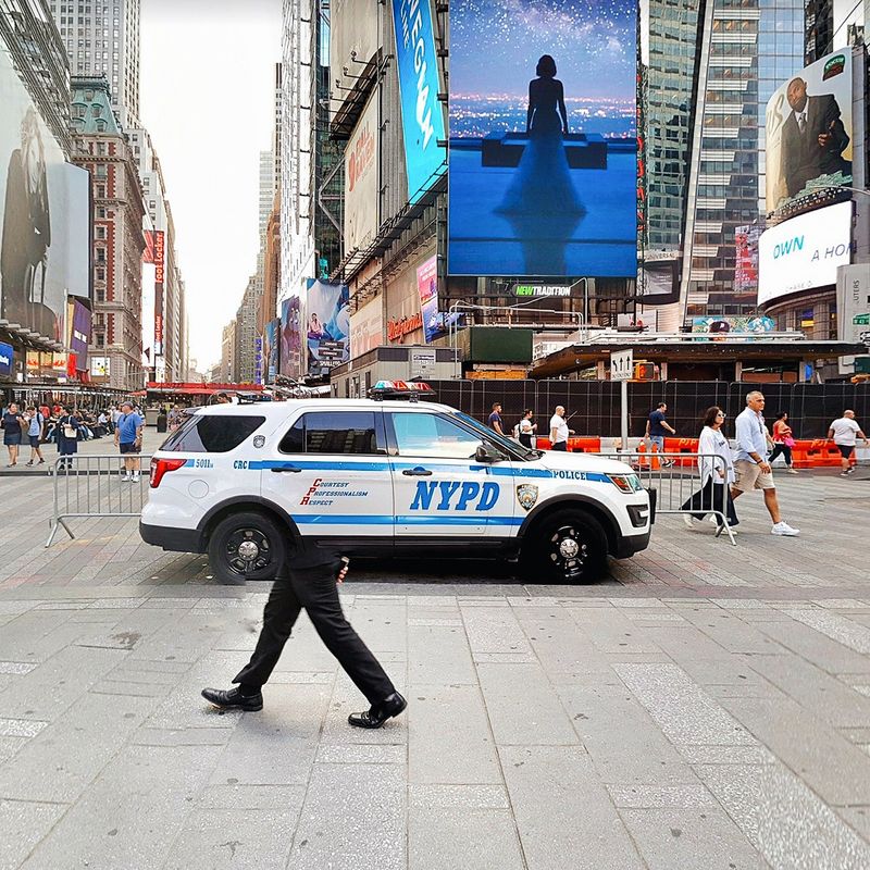 © Utu-Tuuli Jussila - Suspicious Trousers (2019)