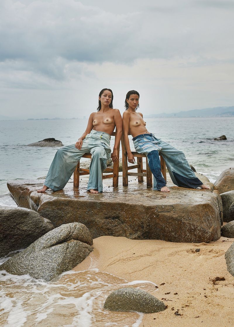 © VIRIDIANA - Image from the THE BODY WE INHABIT photography project