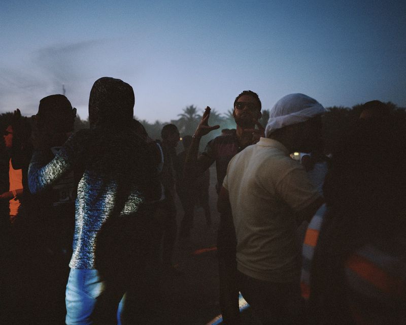 © Miriam Stanke - Young Tunisians at a rave in the desert, Tozeur