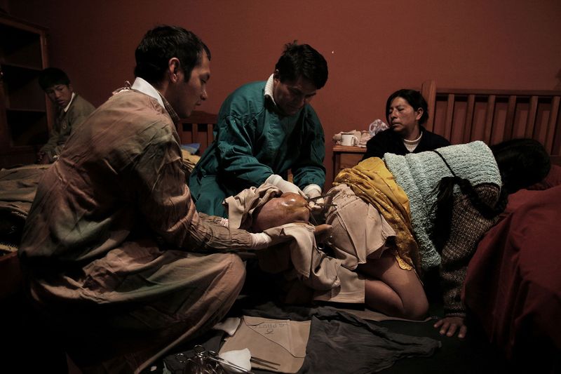 © Olmo Calvo - Image from the Aymara´s births in Patacamaya photography project