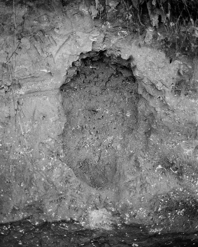 © Elizabeth McGrady - Image from the The Veil is Thin photography project