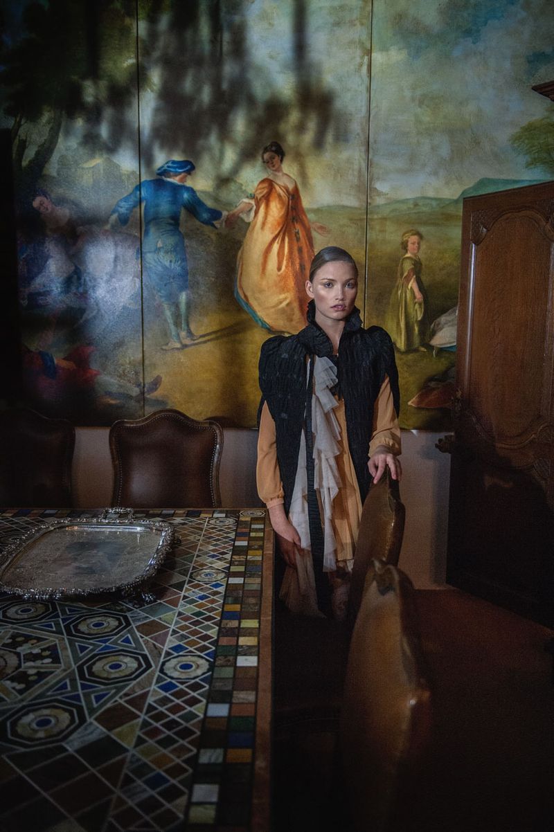 © Marnie Haddad - Image from the 'The Manor' photography project