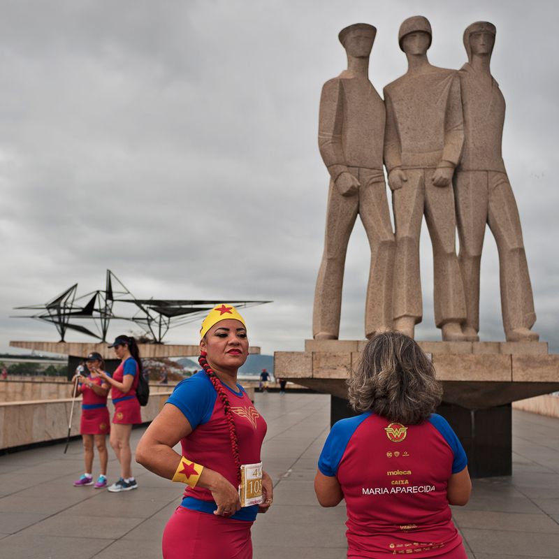 © Lara Ciarabellini - Image from the Urban Rio: life in between beaches and favelas photography project