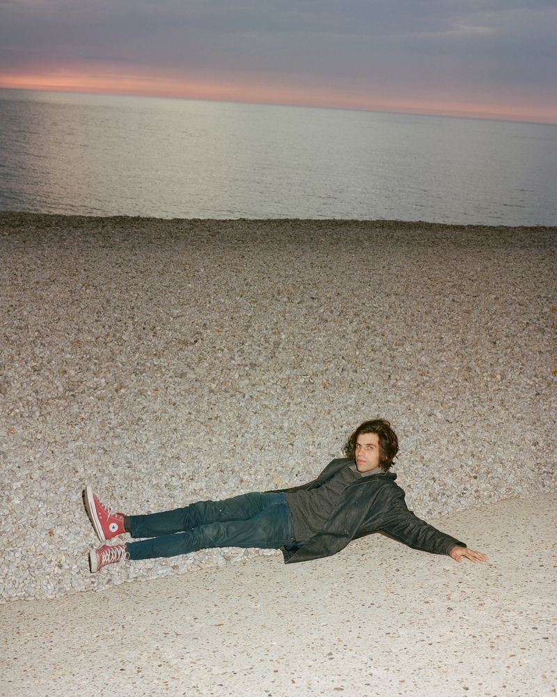 © Henri Kisielewski - Down, (2022). Kodak medium format colour negative film (6x7).