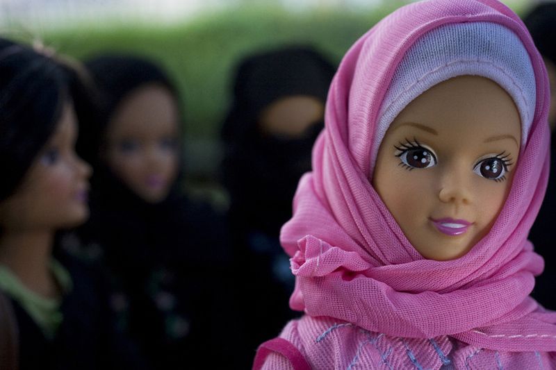 © Boushra Almutawakel - Image from the Fulla Series (The Look) photography project