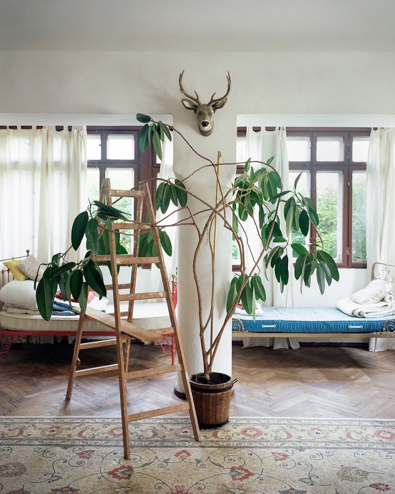 © Mateusz Kowalik - Image from the Still far away from paradise photography project