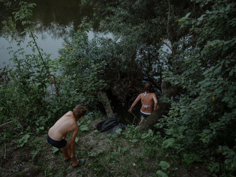 © Aliona Kardash - Image from the It smells of smoke at home photography project