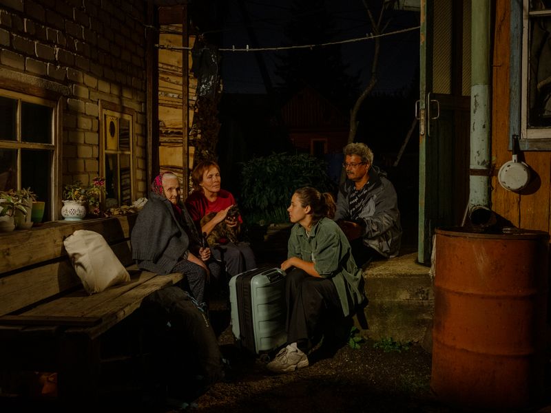 © Aliona Kardash - Image from the It smells of smoke at home photography project