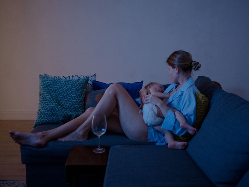 © Aliona Kardash - Image from the It smells of smoke at home photography project