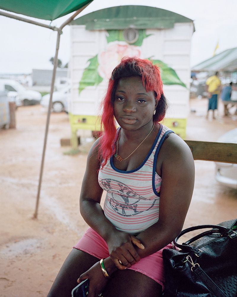 © Ariane Pfannschmidt - Image from the peripheral driftwood photography project