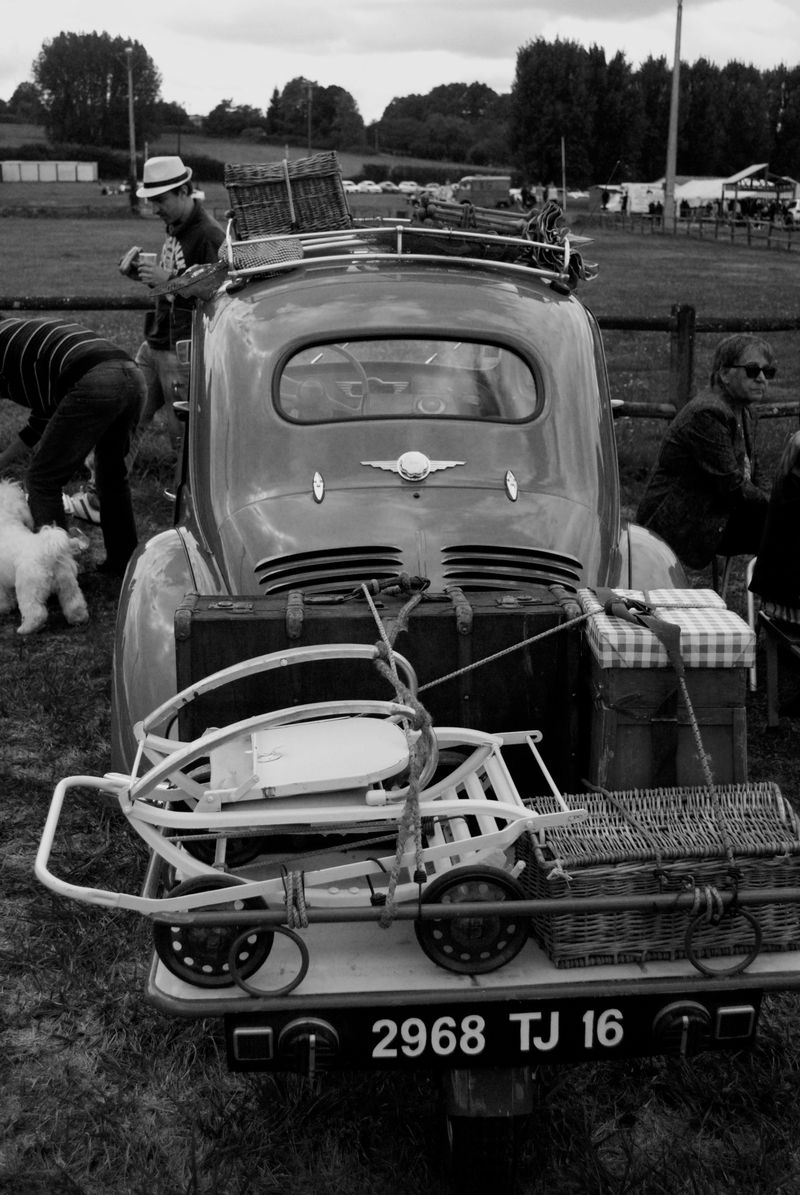 © Abigail Wells-Davies - Image from the Bare Grills photography project