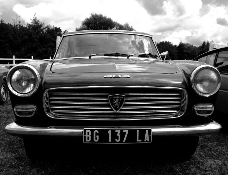 © Abigail Wells-Davies - Image from the Bare Grills photography project