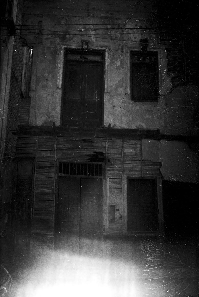 © Freisy González Portales - Image from the The sea of ​​oblivion - El mar del olvido photography project