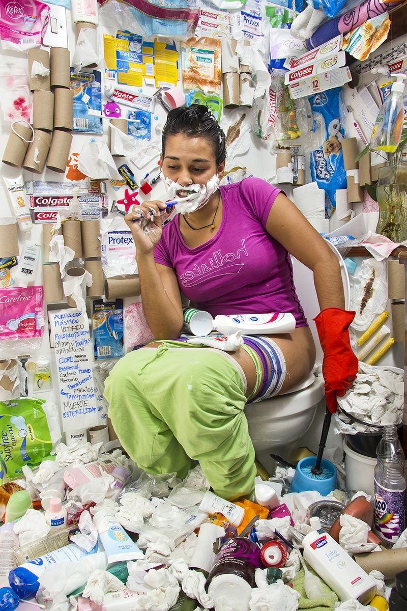 © Freisy González Portales - Image from the Homo sapiens basurensis photography project