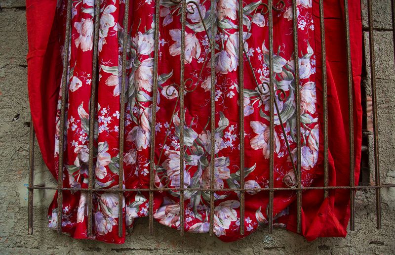 © Freisy González Portales - Image from the Behind that blue and red (Detrás de ese azul y rojo) photography project