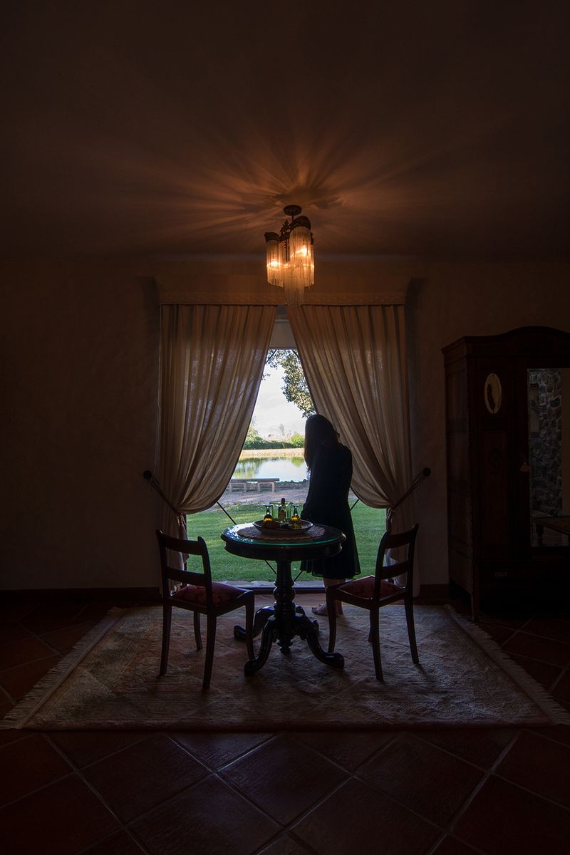 © Rebecca Uliczka - Title: Window Shopping, Medium:Digital Photography, Size: 40 x 60 cm