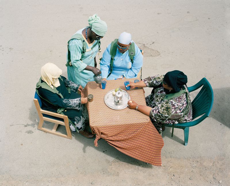 © Claire Beckett - American civilians playing the role of Iraqi village women