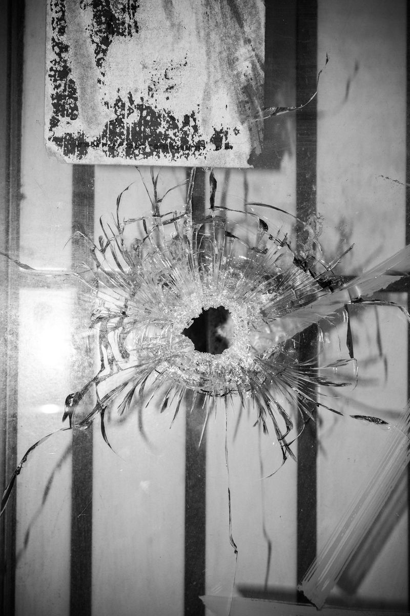 © Enikő Hodosy - Image from the Invisible-you photography project