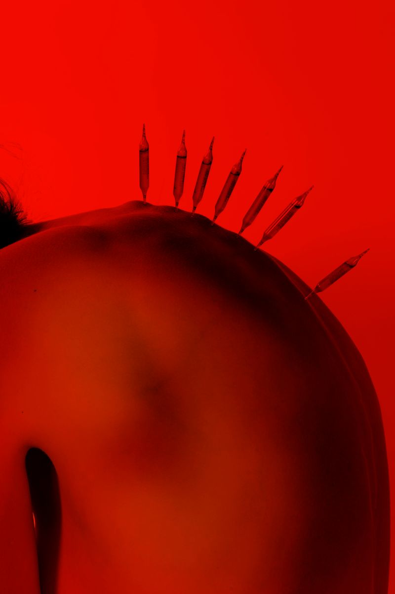 © Elea Jeanne Schmitter - Image from the 40yr old / 70kg photography project