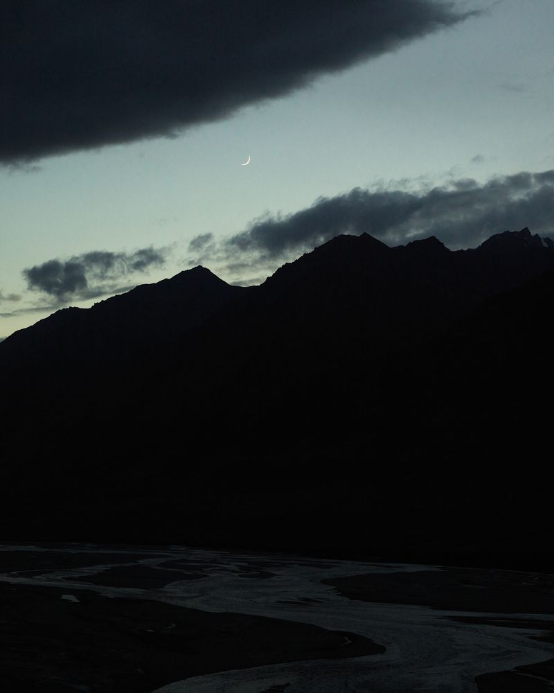 © Louise Amelie - Image from the Missing Member - Kyrgyzstan. A Country On The Move photography project