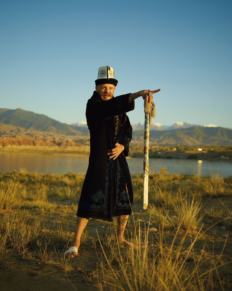 © Louise Amelie - Image from the MISSING MEMBER - Kyrgyzstan, A Country On The Move photography project