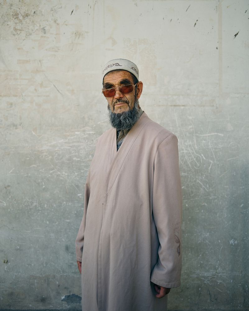 © Louise Amelie - Image from the MISSING MEMBER - Kyrgyzstan, A Country On The Move photography project