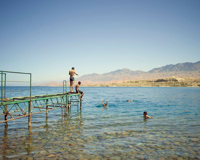 © Louise Amelie - Edil with Kids at Issyk-Kul