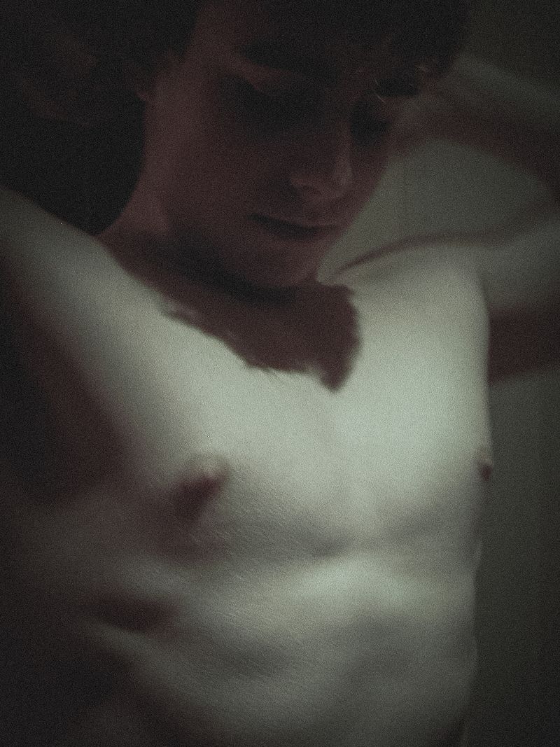 © Uta Genilke - Image from the KOMM NÄHER (Come Closer) photography project