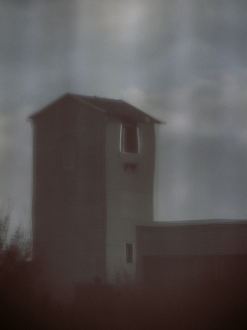 © Uta Genilke - Image from the KOMM NÄHER (Come Closer) photography project